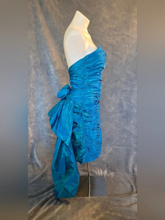 Vintage 80's Lizette Creations Prom Dress - Picture 11 of 16